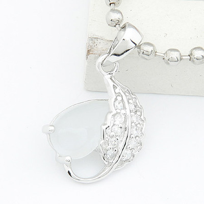 3010267(颜色随机)心形相思叶吊坠|韩国饰品批发|银饰批发|银饰品